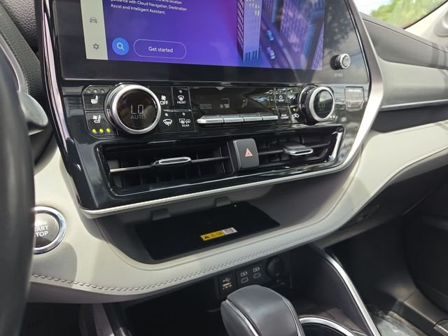 Used 2023 Blue Toyota Platinum image 19