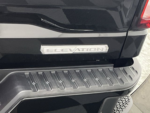 Used 2024 Onyx Black GMC Elevation image 36