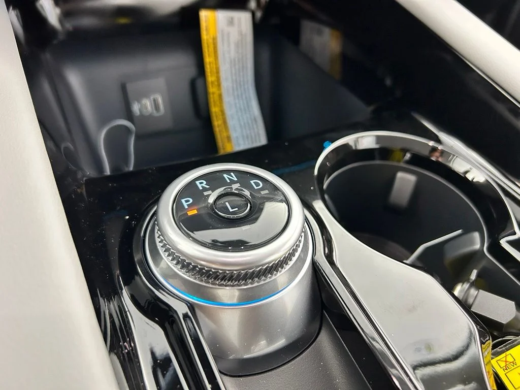 New 2026 Carbonized Gray Metallic Ford Platinum™ image 23