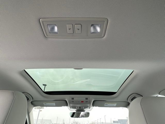 2025 Volkswagen Jetta SE - Photo 29