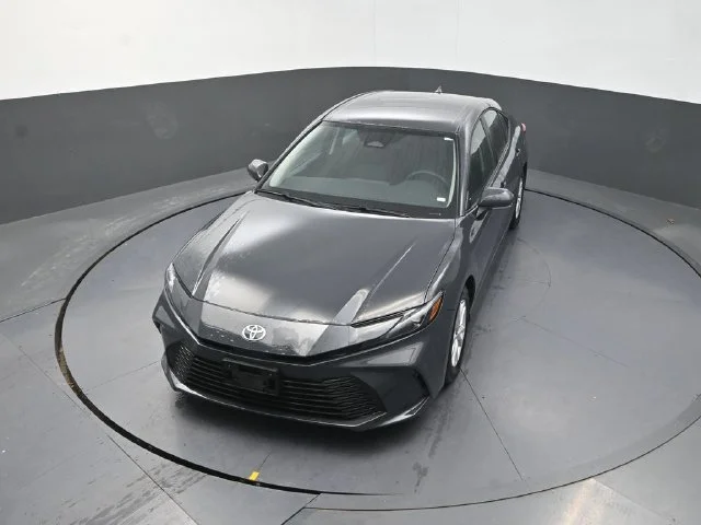 Used 2026  Toyota LE image 24