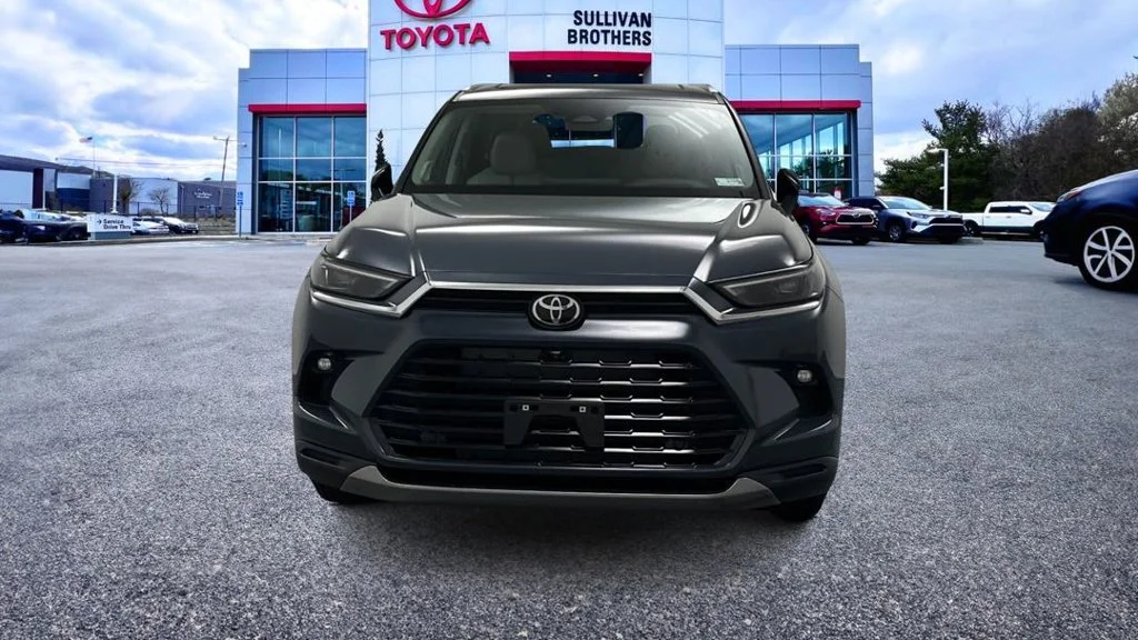 Used 2024 White Toyota Platinum image 2