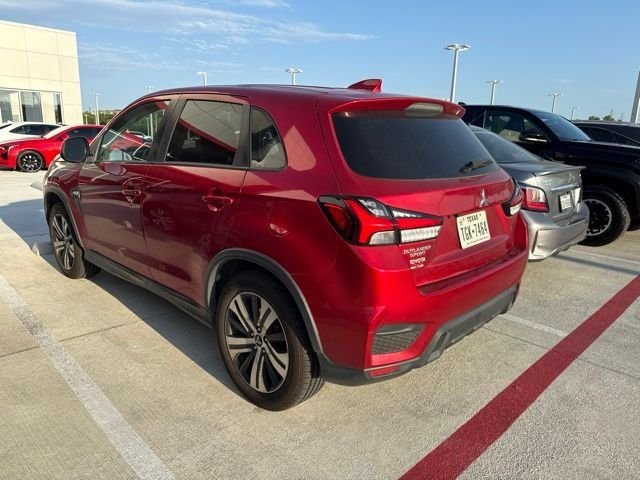 Used 2021  Mitsubishi 2.0 ES image 4