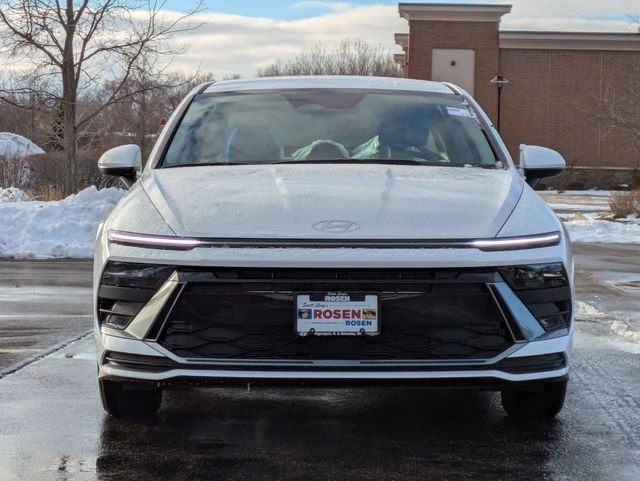 Certified Used 2026 White Hyundai SE image 2