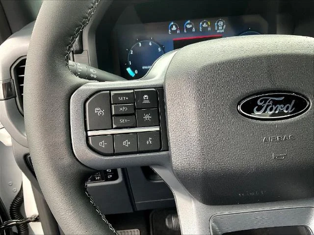 New 2026 Oxford White Ford XLT image 60
