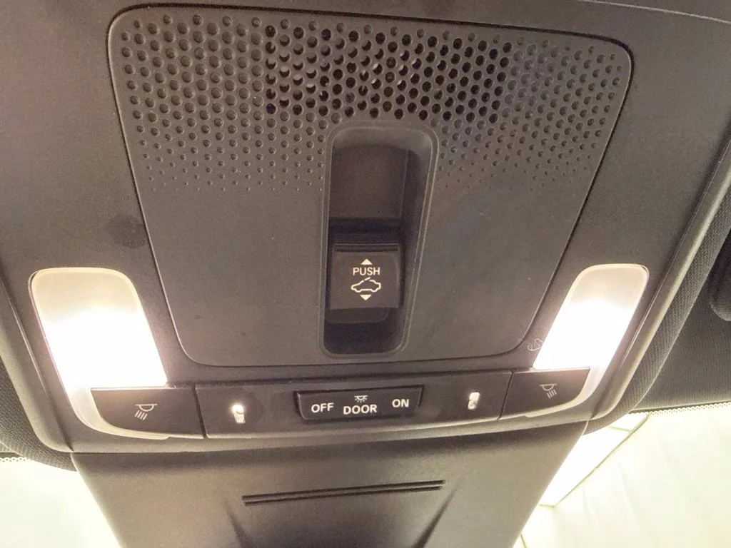 Used 2024 White Honda Base image 20