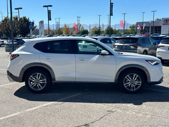 Certified Used 2025 Platinum White Pearl Acura AWD image 4