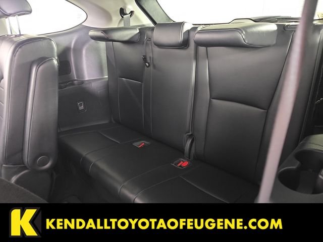 Used 2022  Toyota XLE image 27