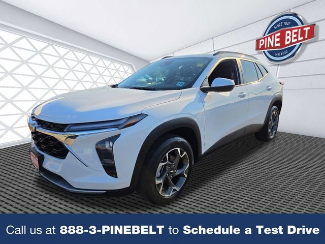 Used 2024 Summit White Chevrolet LT image 1