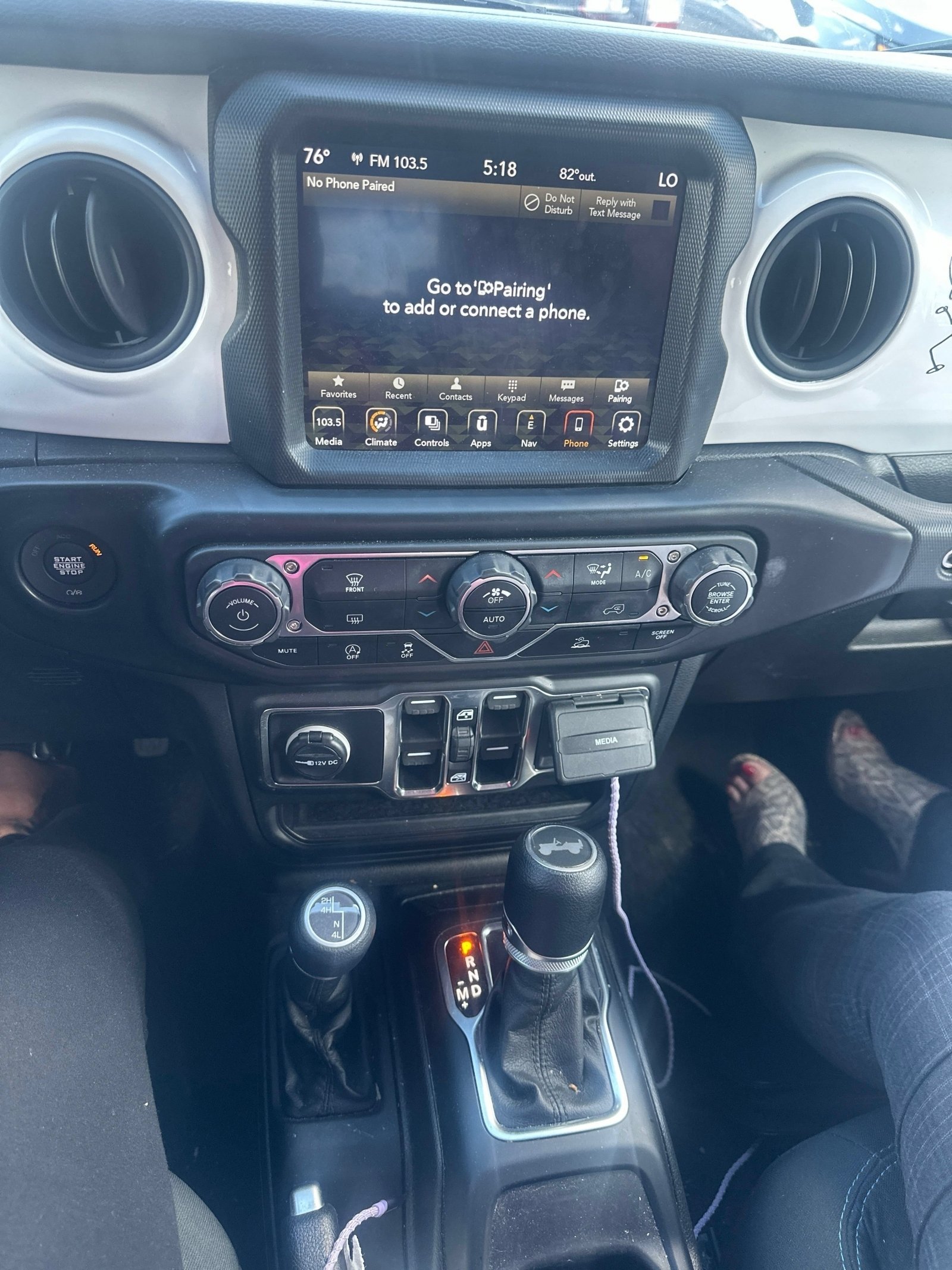 Used 2021 Hydro Blue Pearlcoat Jeep Unlimited Islander image 2