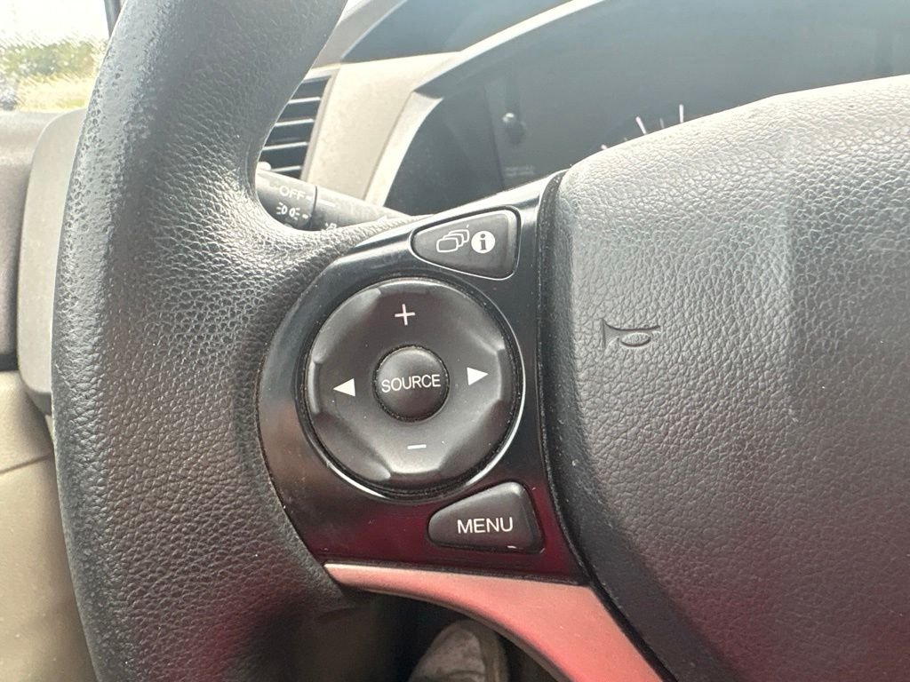 Used 2012 Silver Honda LX image 15