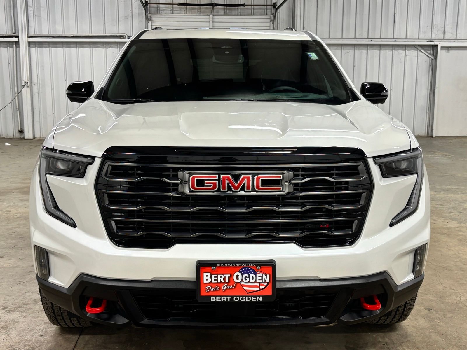 Used 2025 White GMC AT4 image 2