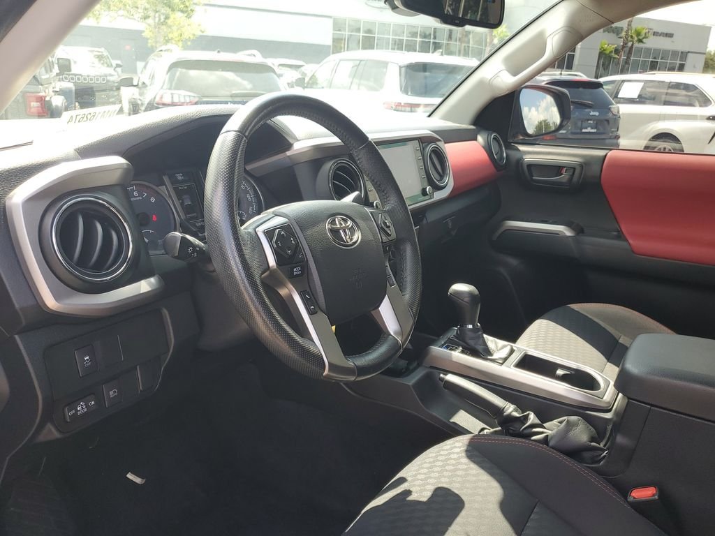 Used 2022 Silver Toyota SR5 image 10