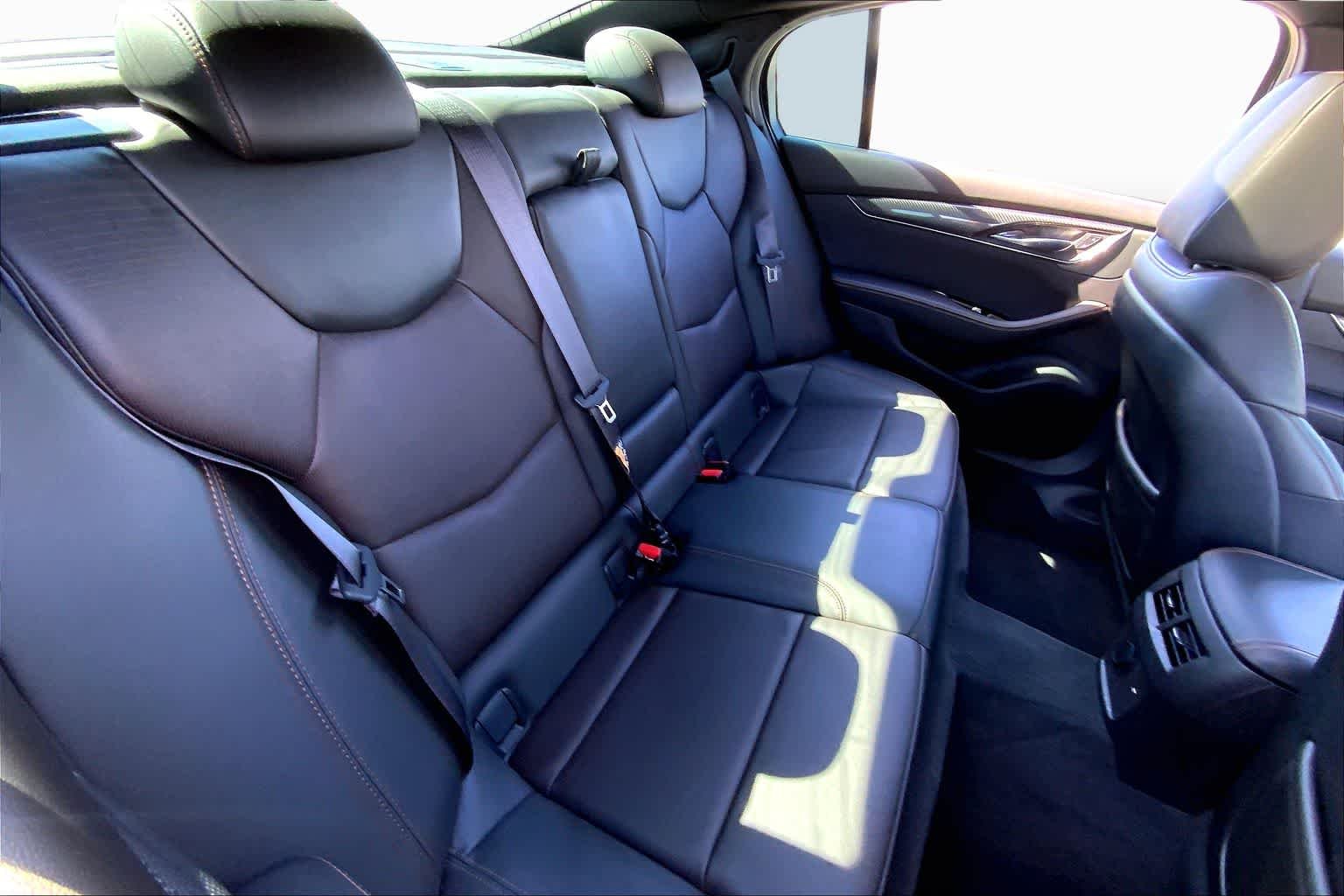 Used 2025 Argent Silver Metallic Cadillac Sport image 19