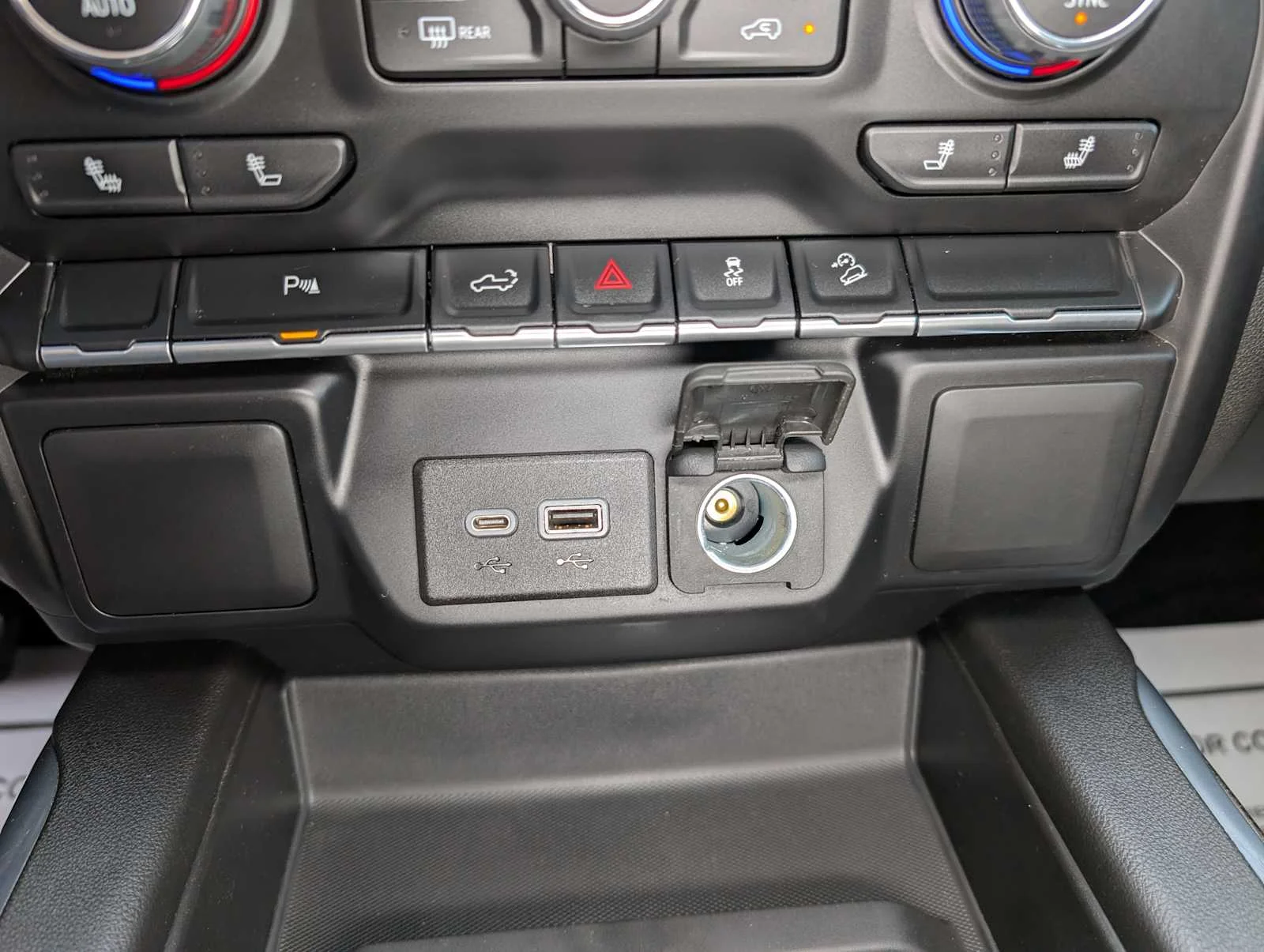Used 2022 Silver Ice Metallic Chevrolet LT Trail Boss image 25