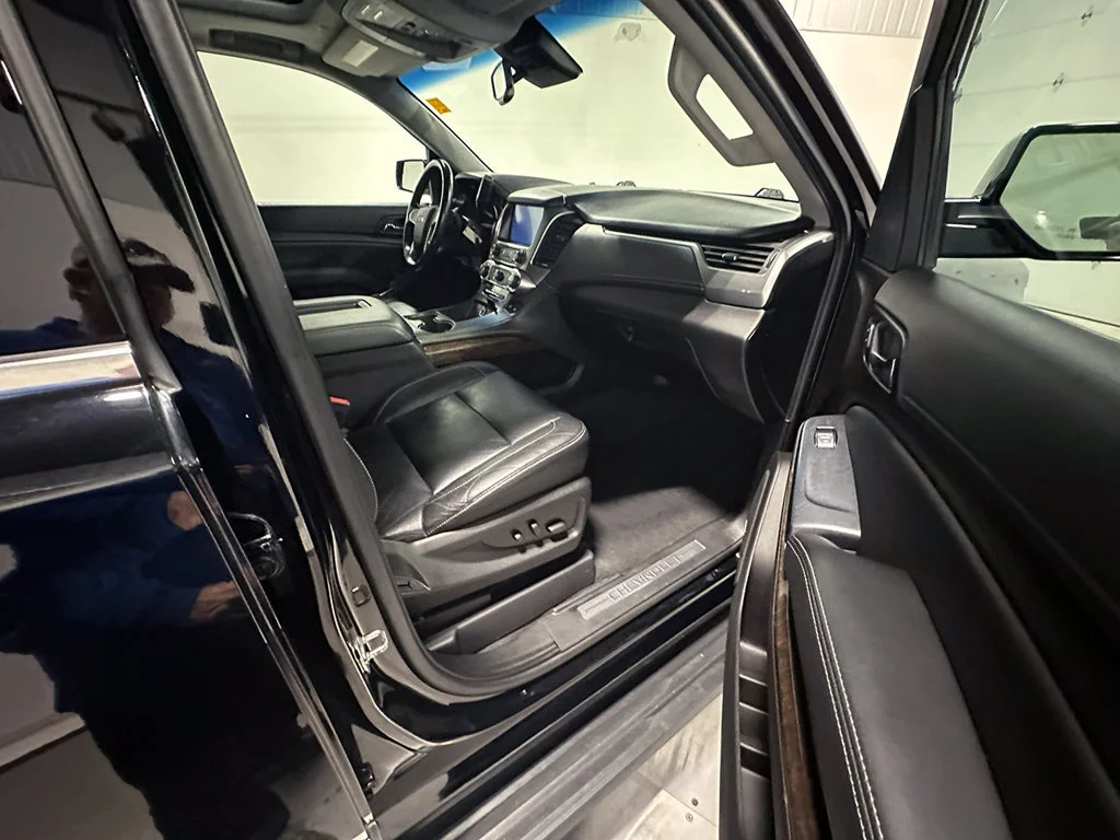 Used 2019 Black Chevrolet LT image 28