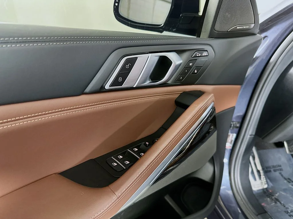 Used 2020 Arctic Gray Metallic BMW M50i image 24