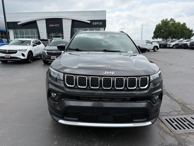 Used 2023 Gray Jeep Limited image 2