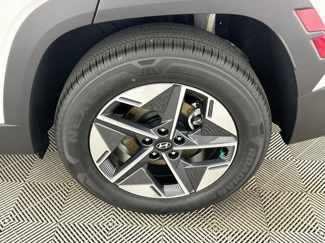 New 2026 Hyundai TUCSON HYBRID SEL