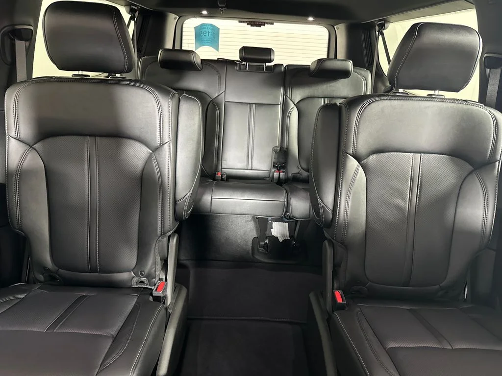 New 2026 Fathom Blue Pearl-Coat Exterior Paint (Late Availability) Jeep Limited Reserve image 24