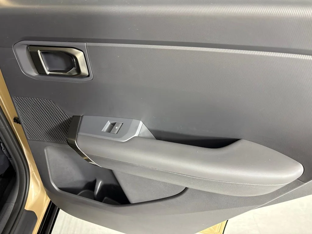 New 2027 Brown Kia X-Line S image 20