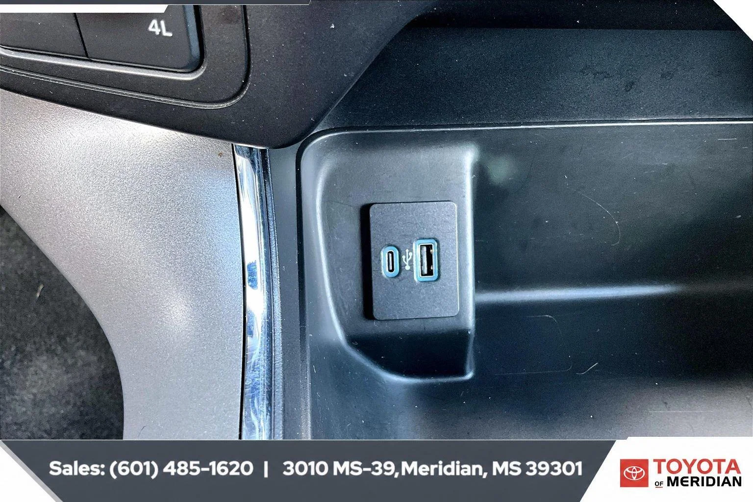 Used 2024 Carbonized Gray Ford XLT image 23