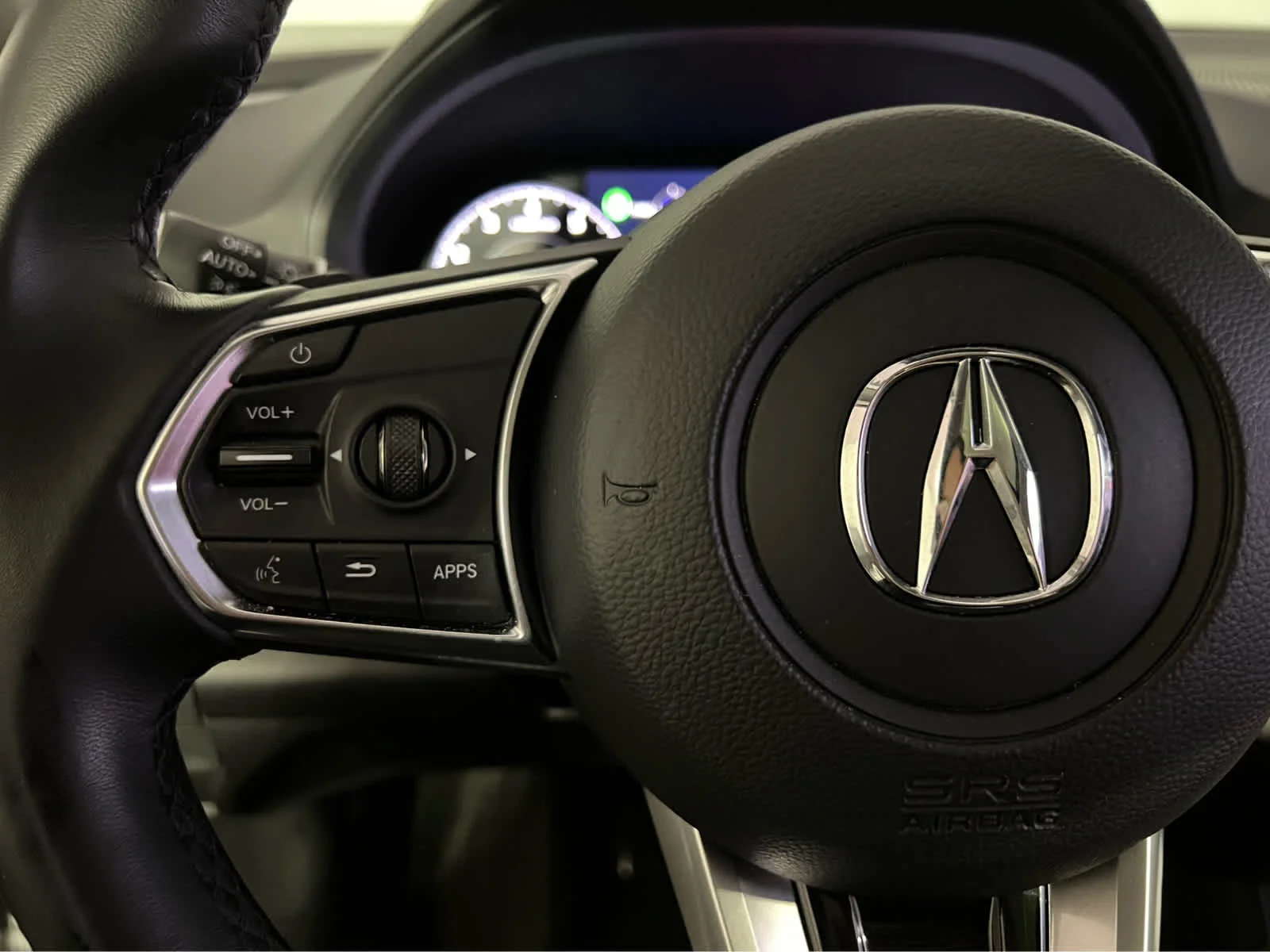 Certified Used 2024 Liquid Carbon Metallic Acura  image 19