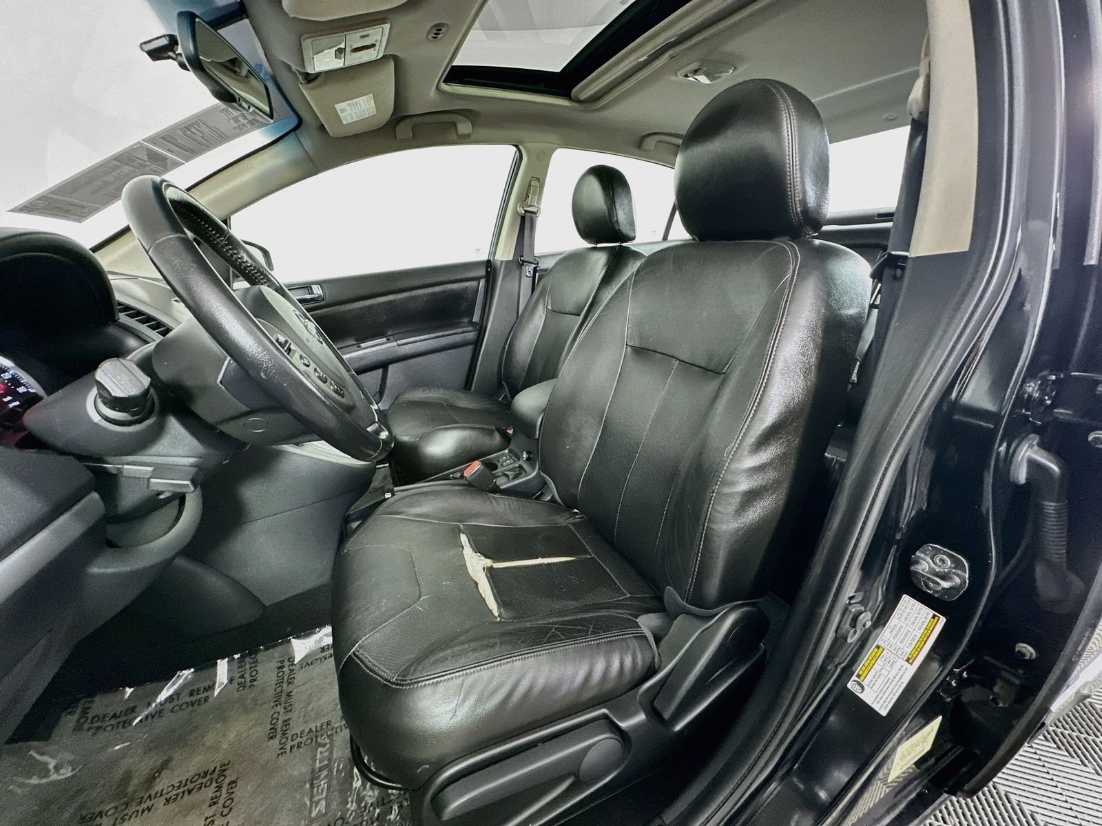 Used 2011 Super Black Metallic Nissan 2.0 SL image 21