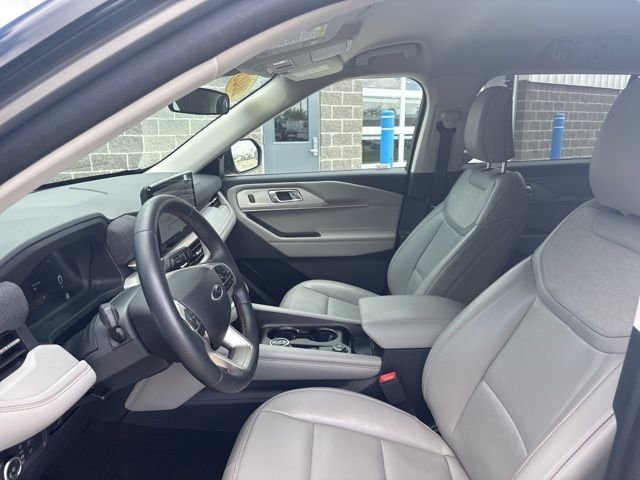 Used 2025 Silver Ford Active image 12