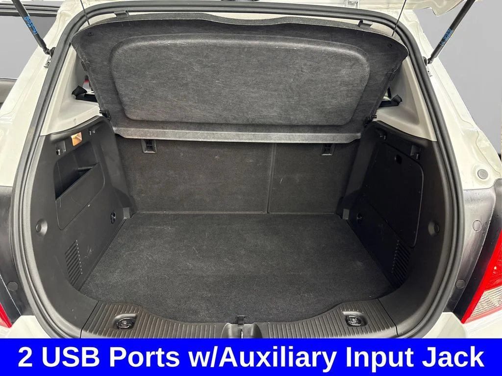 Used 2018 White Chevrolet LS image 12