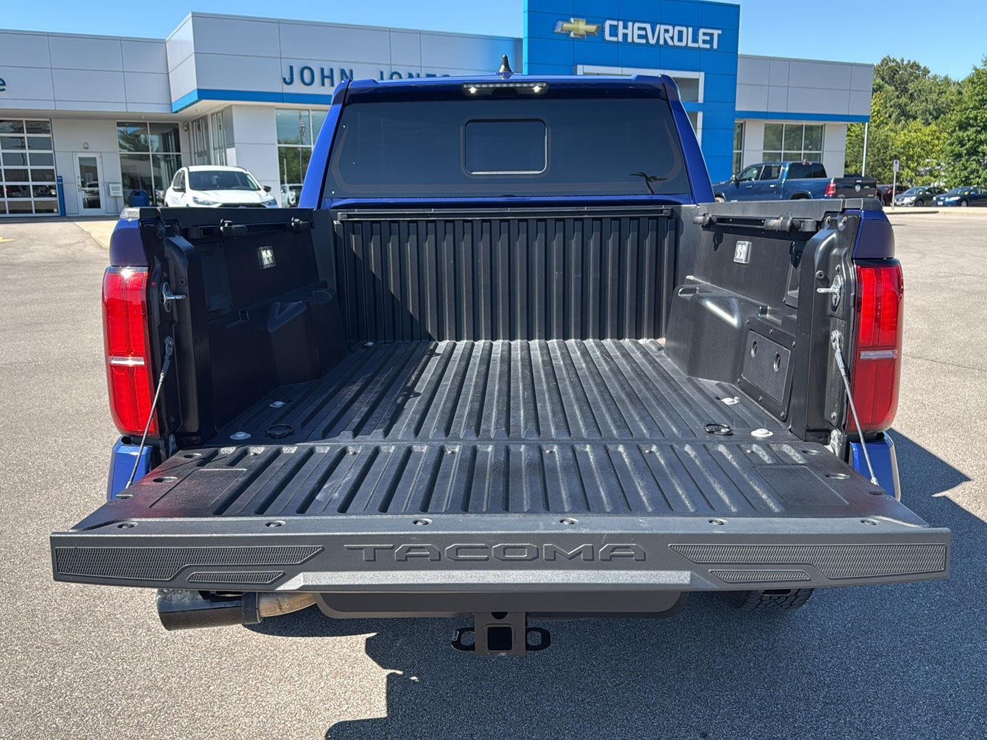 Used 2024 Blue Toyota SR5 image 13