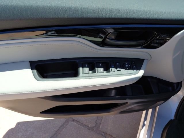 New 2026 Solar Silver Metallic Honda Touring image 31