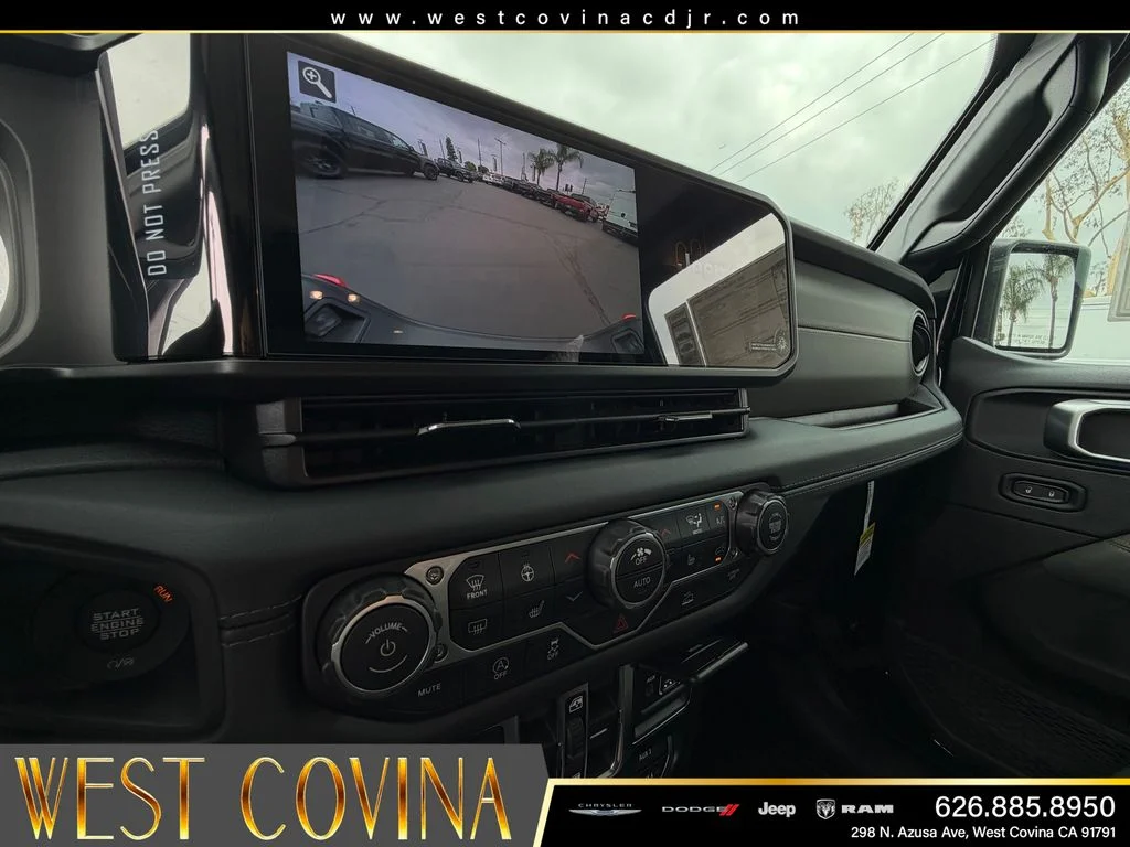 New 2026 Black Clearcoat Jeep Mojave image 23