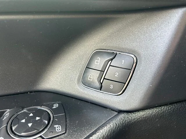 Used 2021 Silver Ford Limited image 16