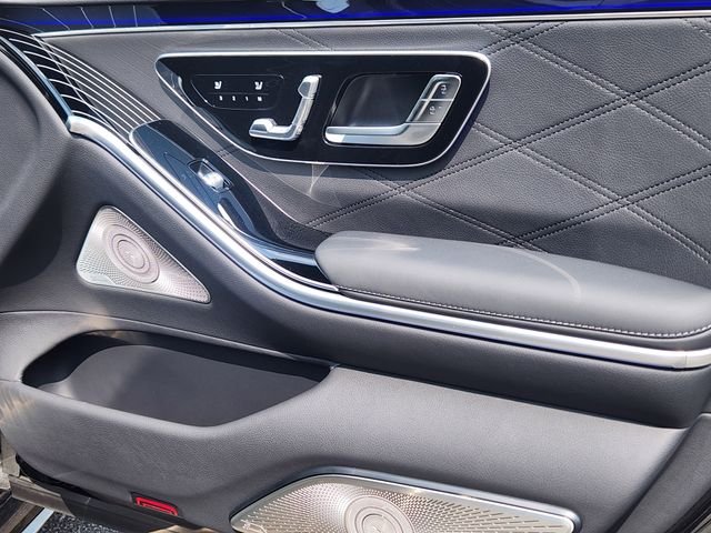 2026 Mercedes-Benz S-Class AMG S 63 - Photo 18