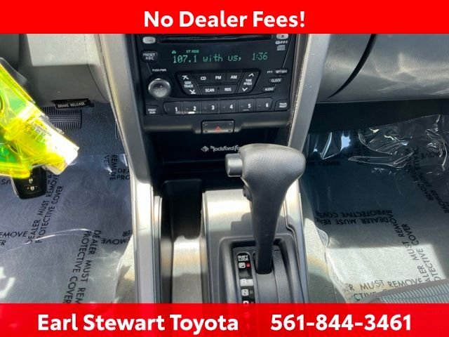 Used 2004 Silver Nissan SE image 38