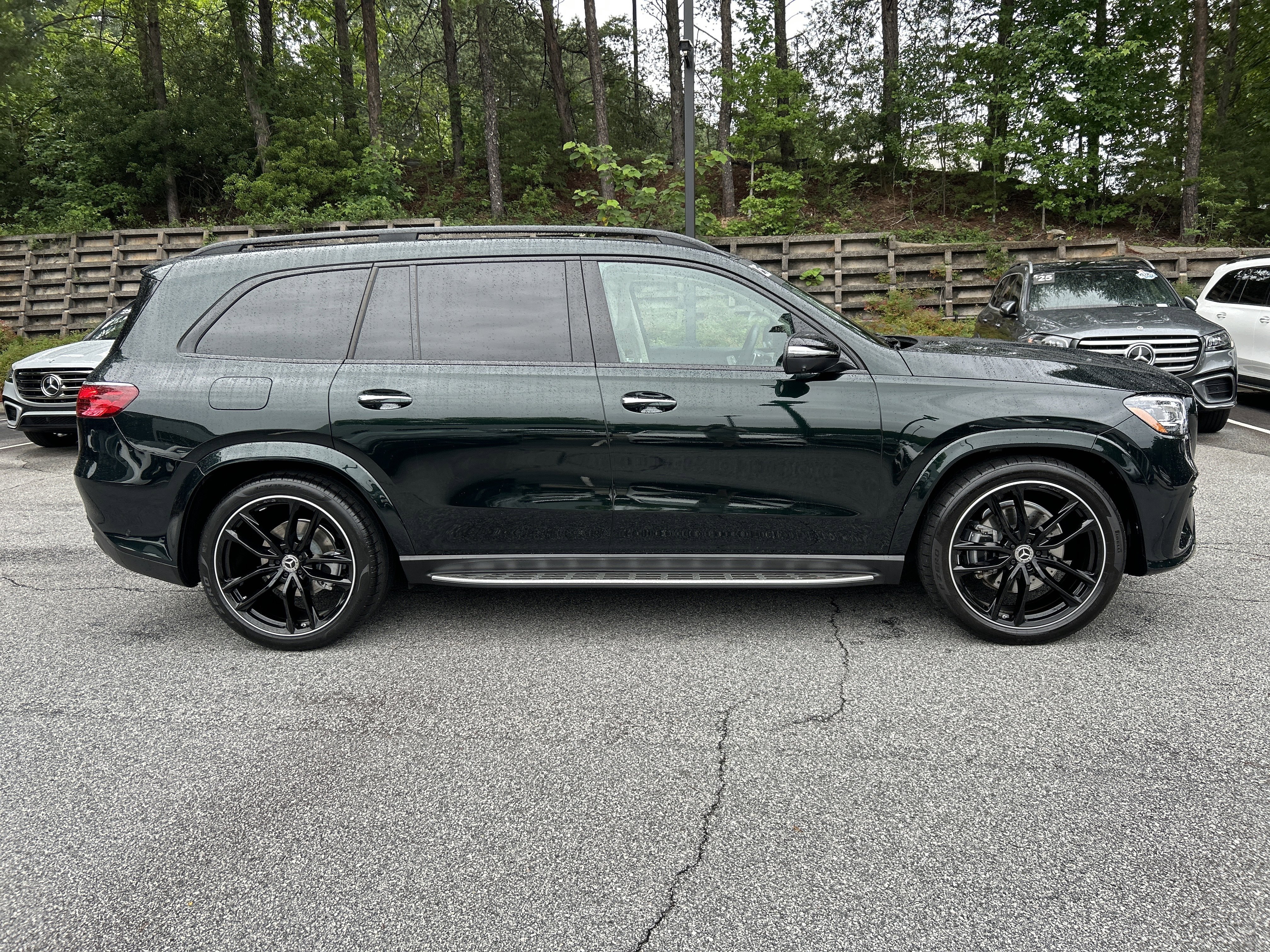 Certified Used 2025 Emerald Green Metallic Mercedes-Benz GLS 580 4MATIC® SUV image 12