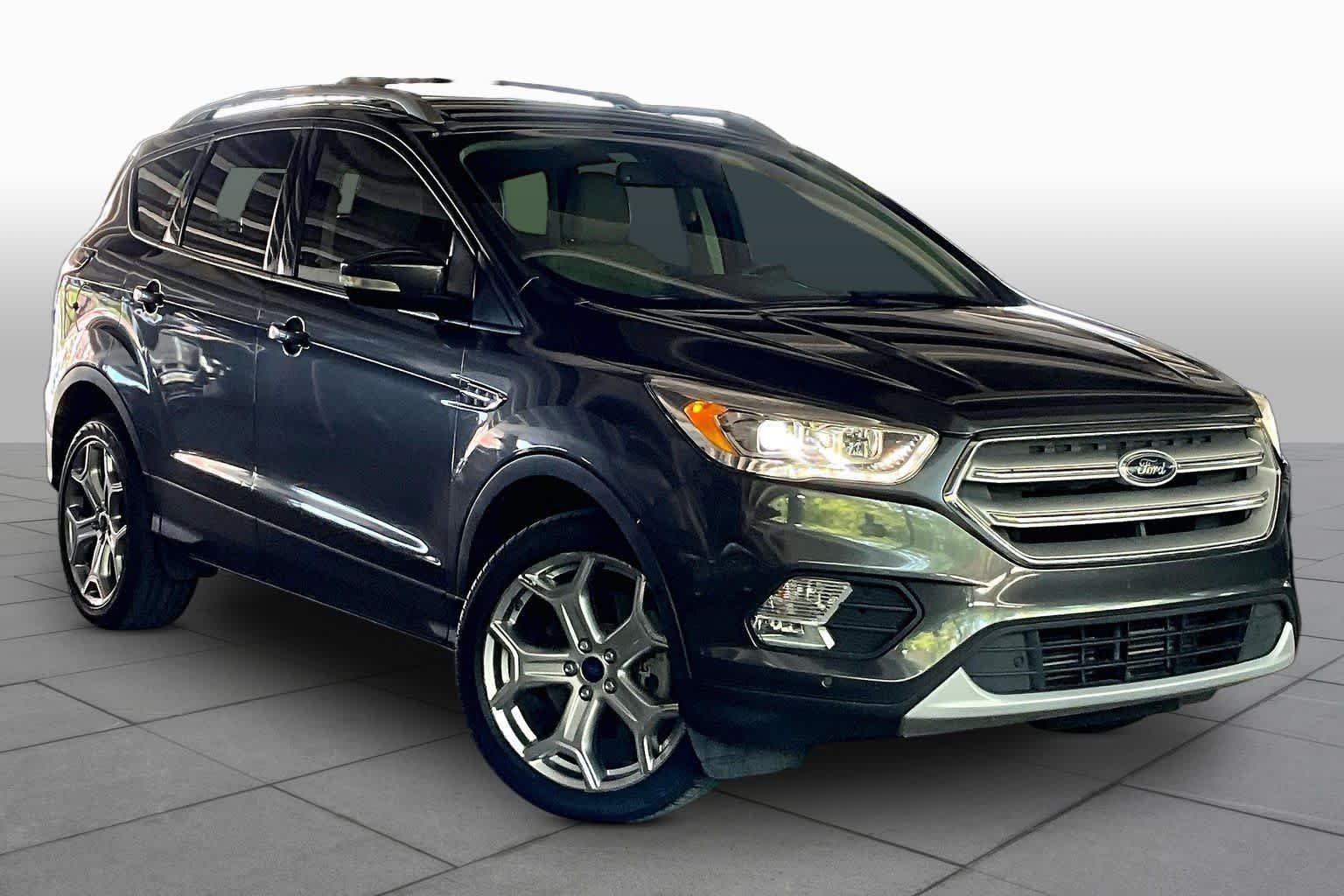 Used 2018 Magnetic Metallic Ford Titanium image 2