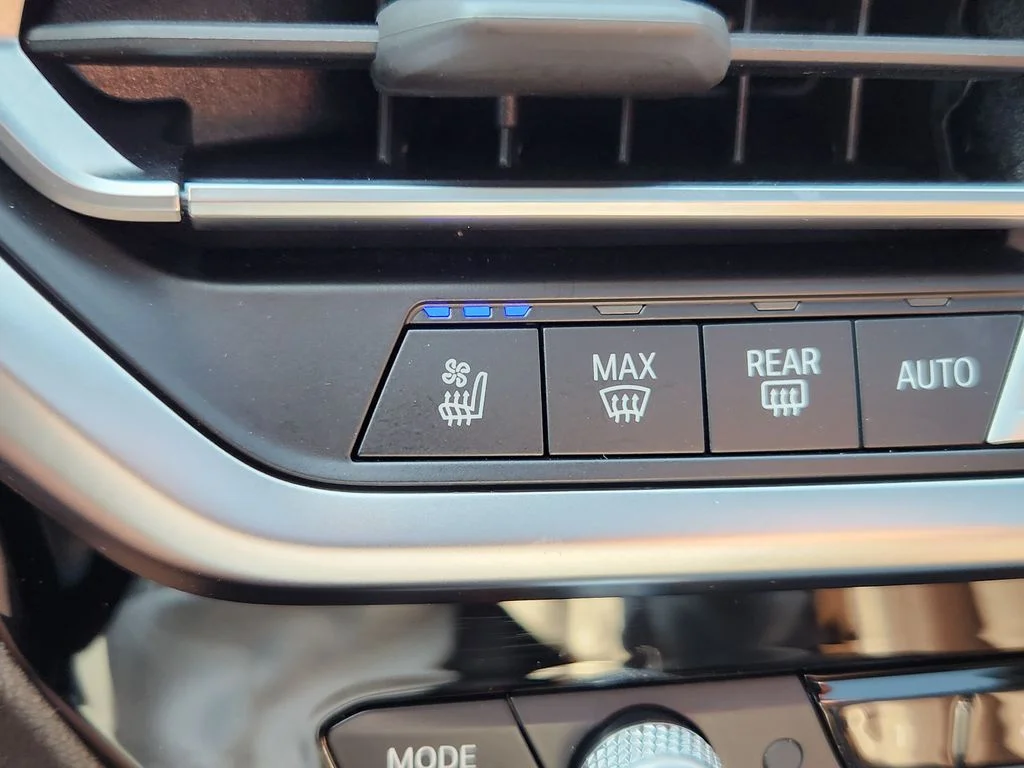 Used 2024 Dark Graphite Metallic BMW M40i image 27