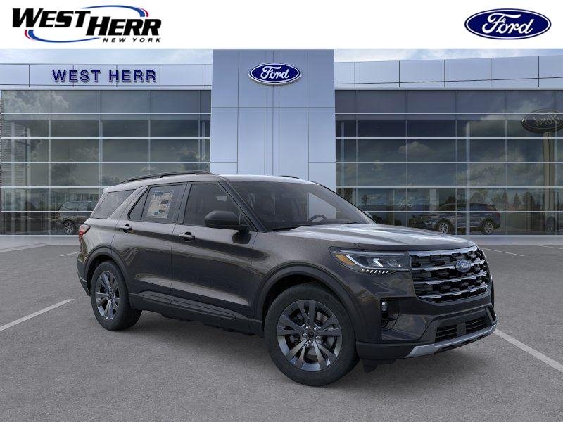 Used 2026 Agate Black Metallic Ford Active image 1