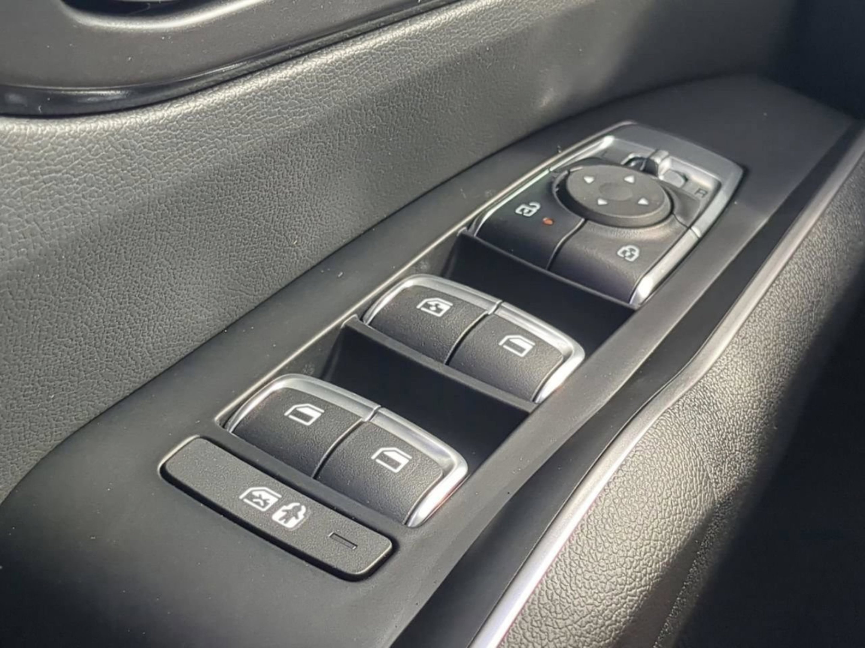New 2026 Ebony Black Kia S image 28