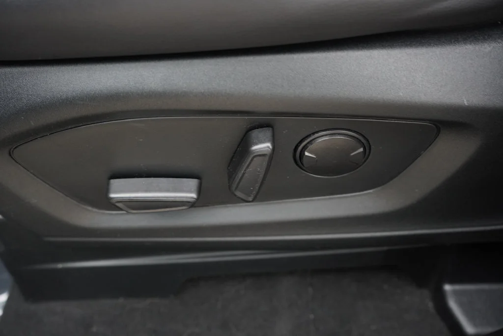 Used 2022 Black Ford XLT image 25