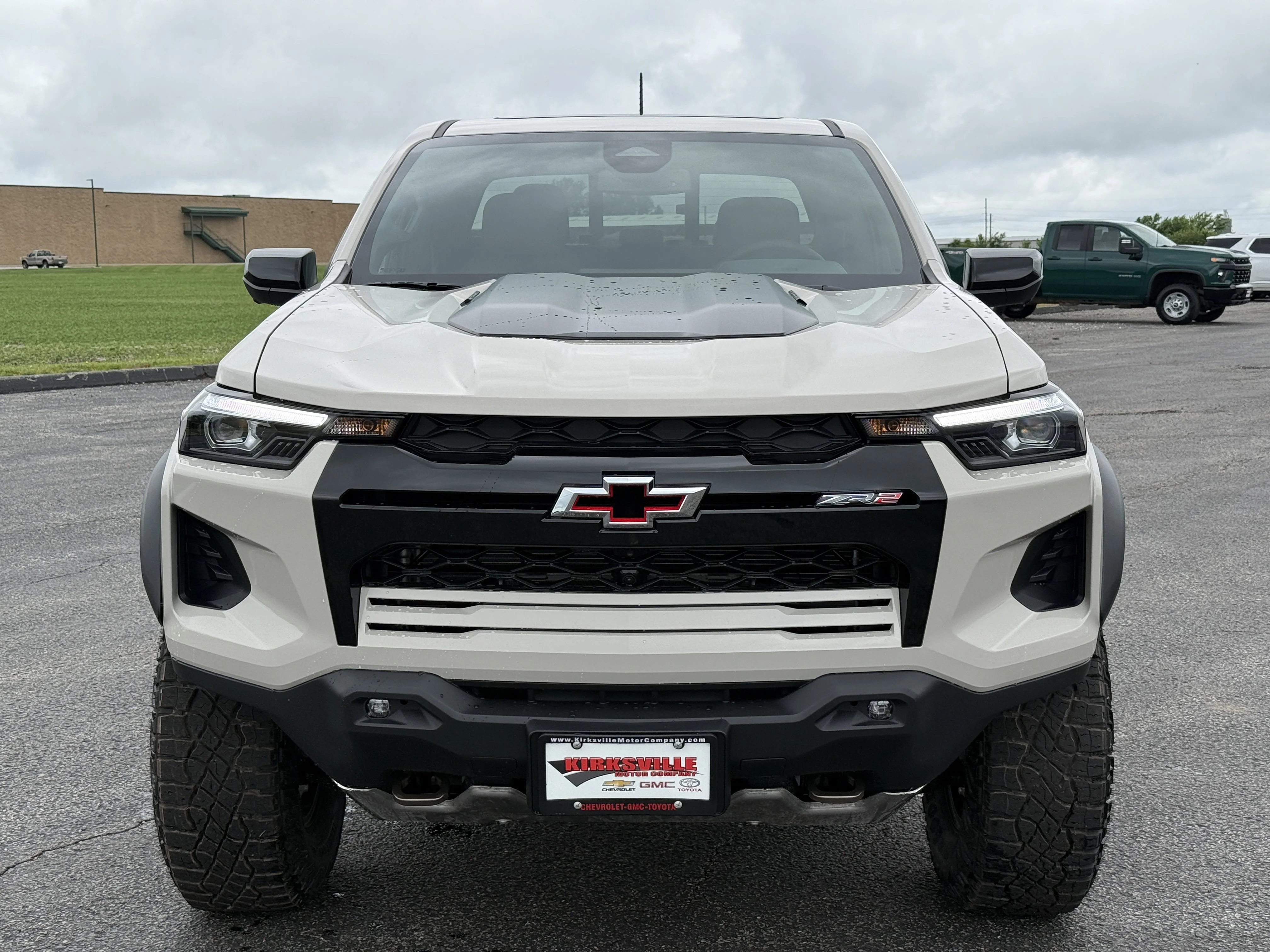 2026 Chevrolet Colorado ZR2 - Photo 9