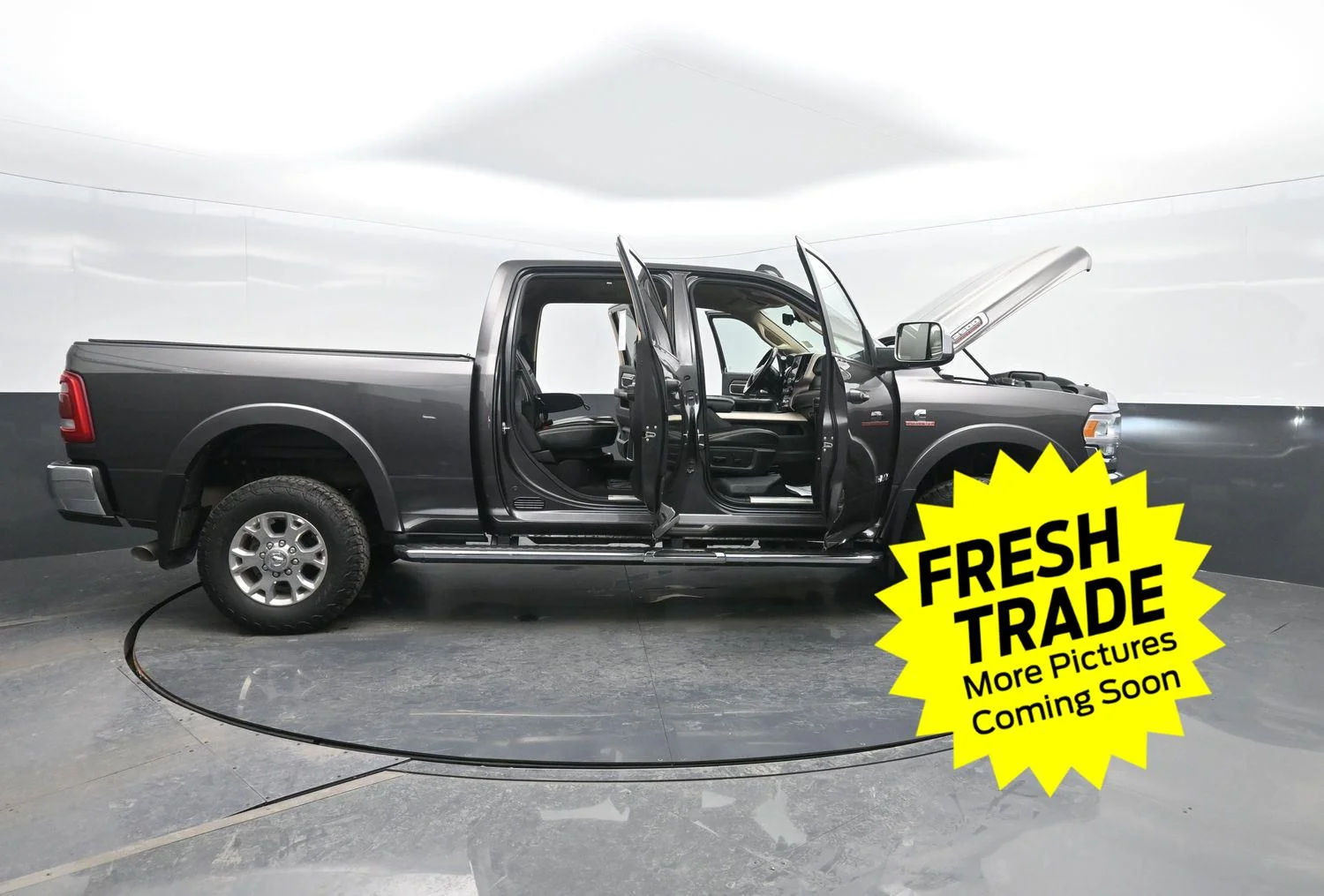 Used 2021 Granite Crystal Metallic Clearcoat Ram Laramie image 51