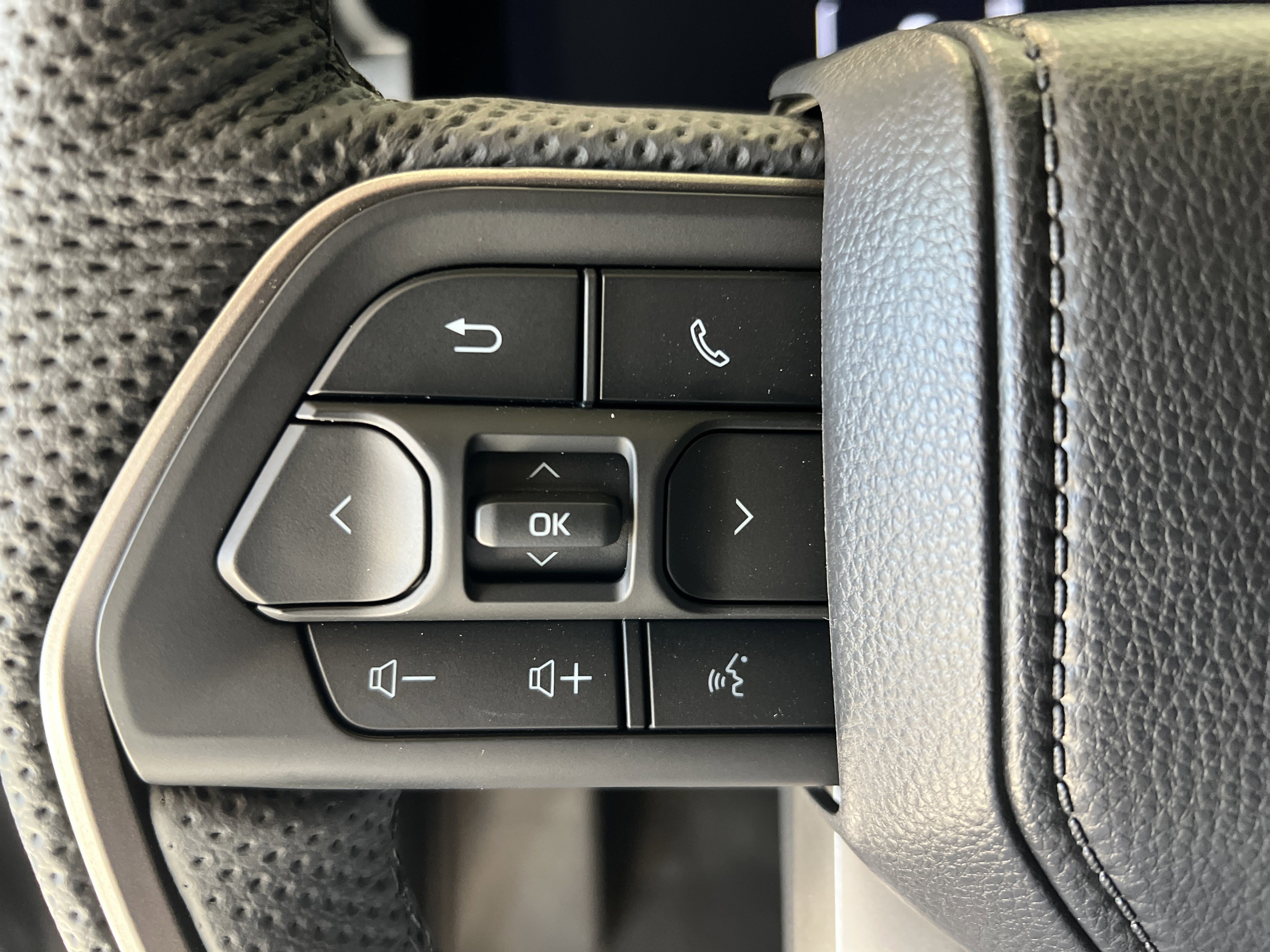 2025 Toyota Tacoma Trailhunter - Photo 27