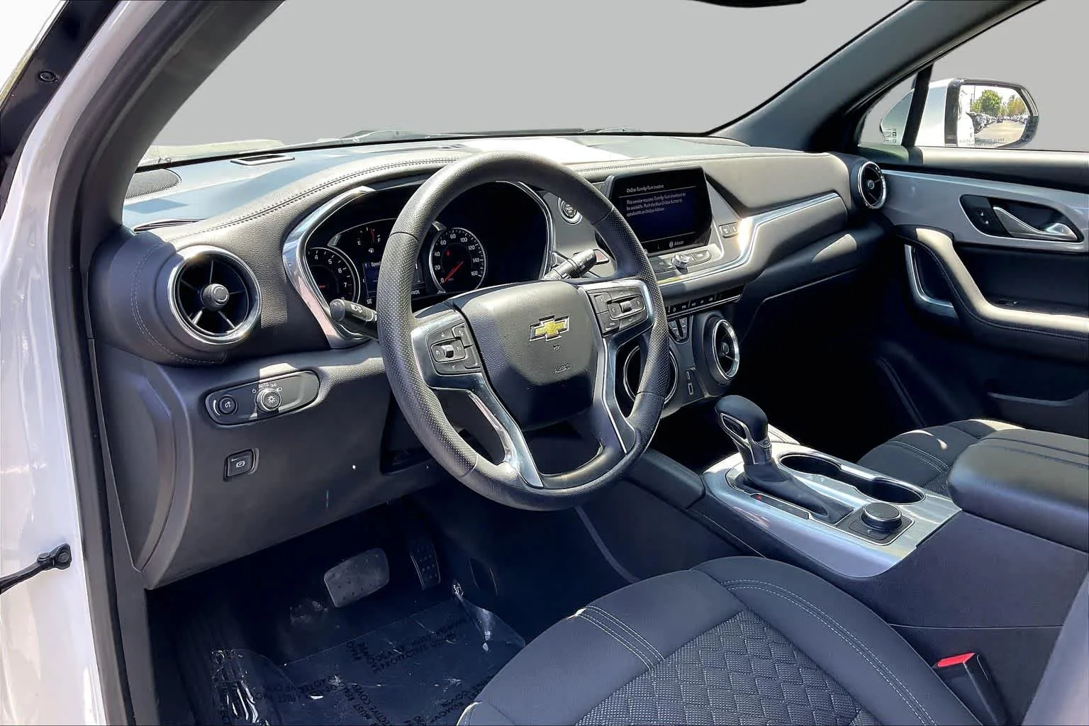 Used 2021 Summit White Chevrolet LT image 15