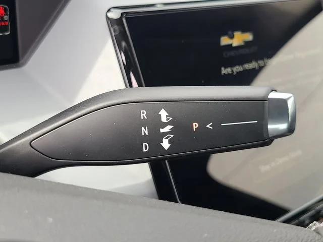 New 2027 Mosaic Black Metallic Chevrolet LT image 30
