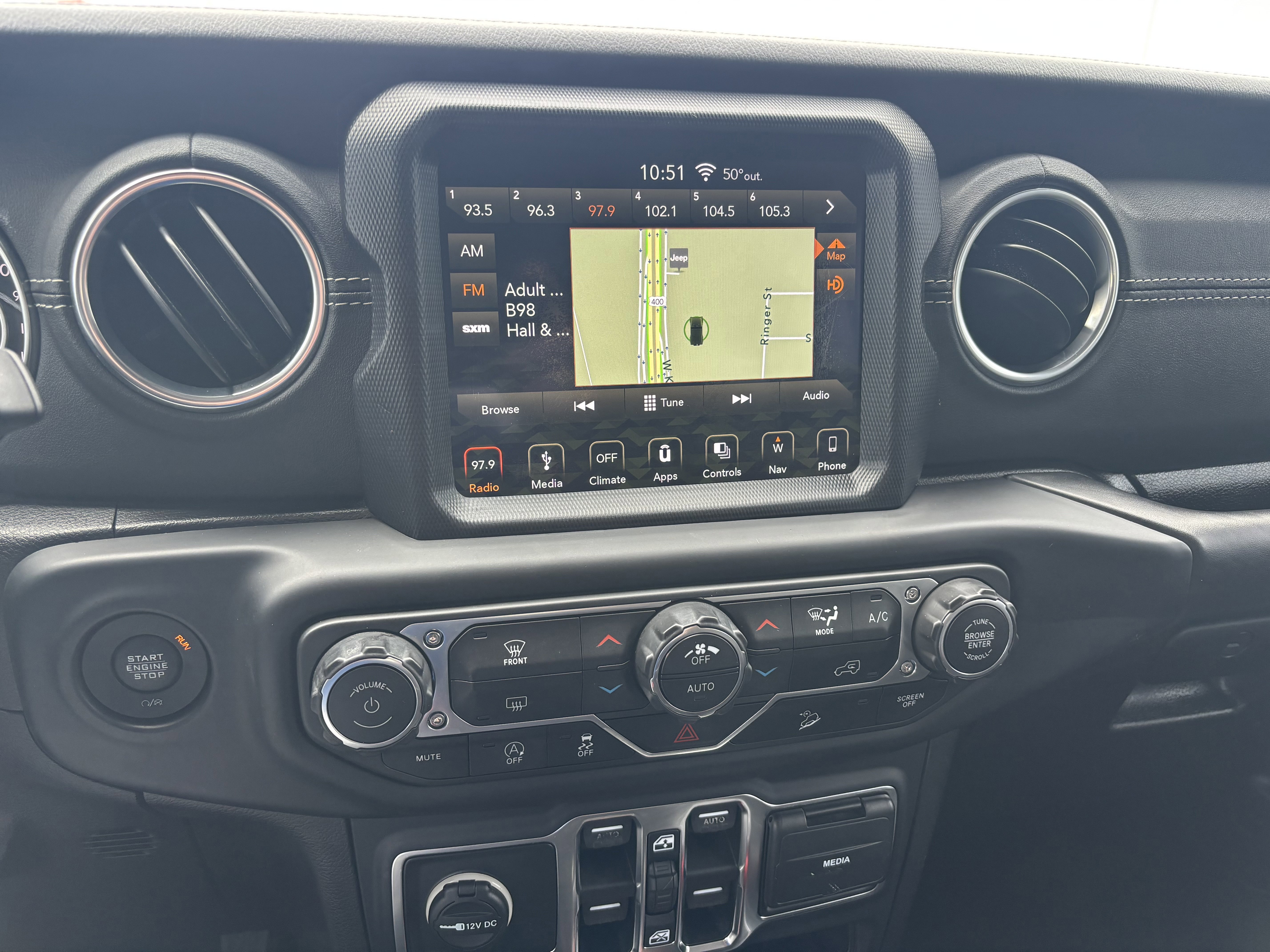 Used 2019 Black Clearcoat Jeep Sahara image 10