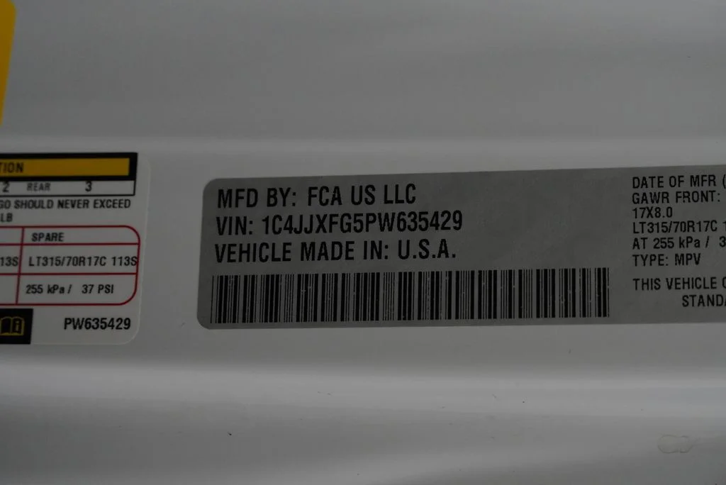 Used 2023 White Jeep Rubicon image 57