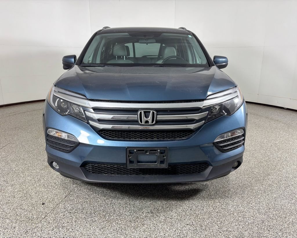 Used 2018  Honda EX image 3